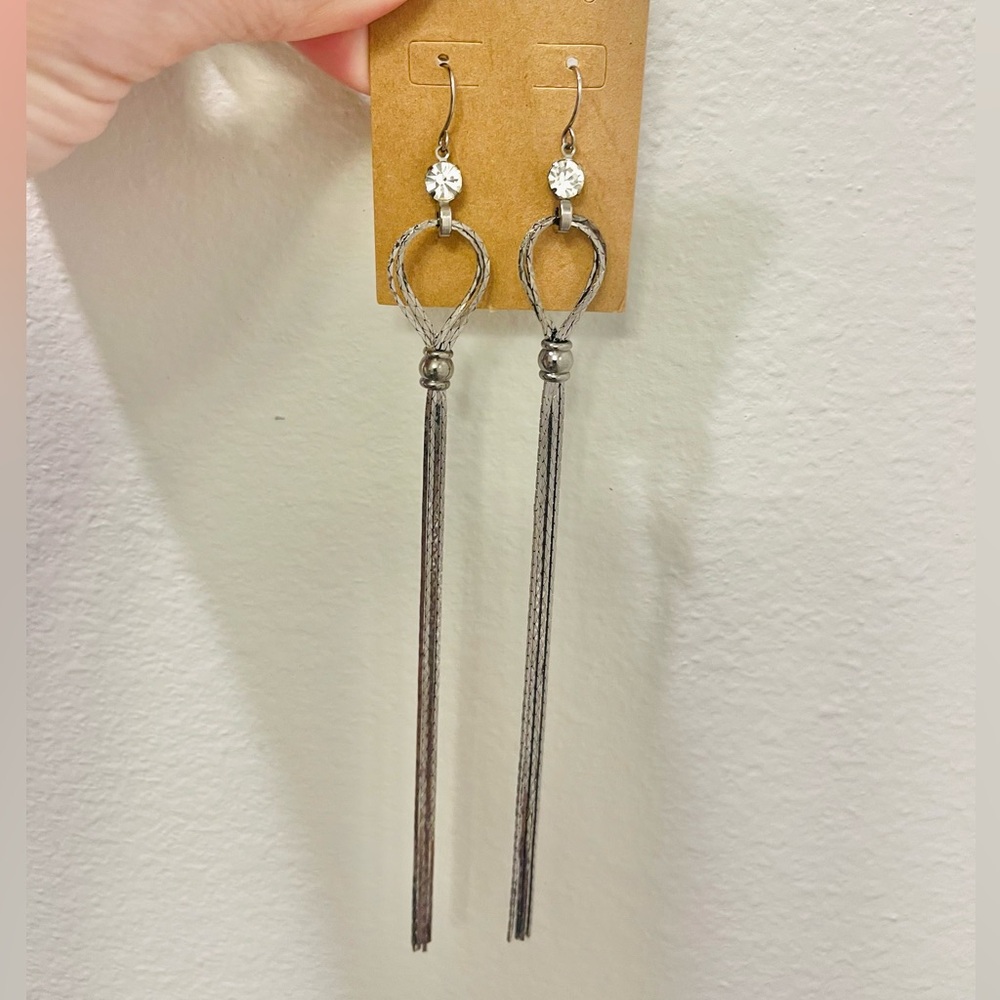 Women’s Earring  Metallic Chain Long Tassel Fringe Bling  Fashion Jewelry 6.4”